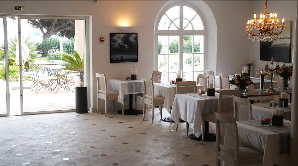 Hotel Villa Les Rosiers Grimaud Esterno foto