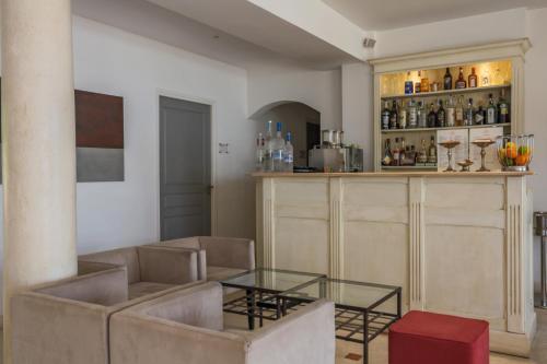 Hotel Villa Les Rosiers Grimaud Esterno foto