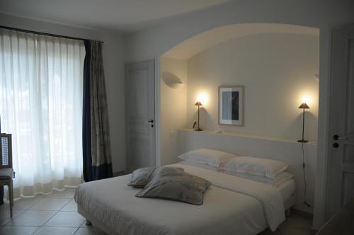 Hotel Villa Les Rosiers Grimaud Esterno foto