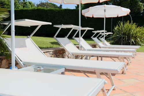Hotel Villa Les Rosiers Grimaud Esterno foto