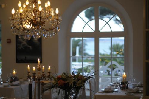 Hotel Villa Les Rosiers Grimaud Esterno foto